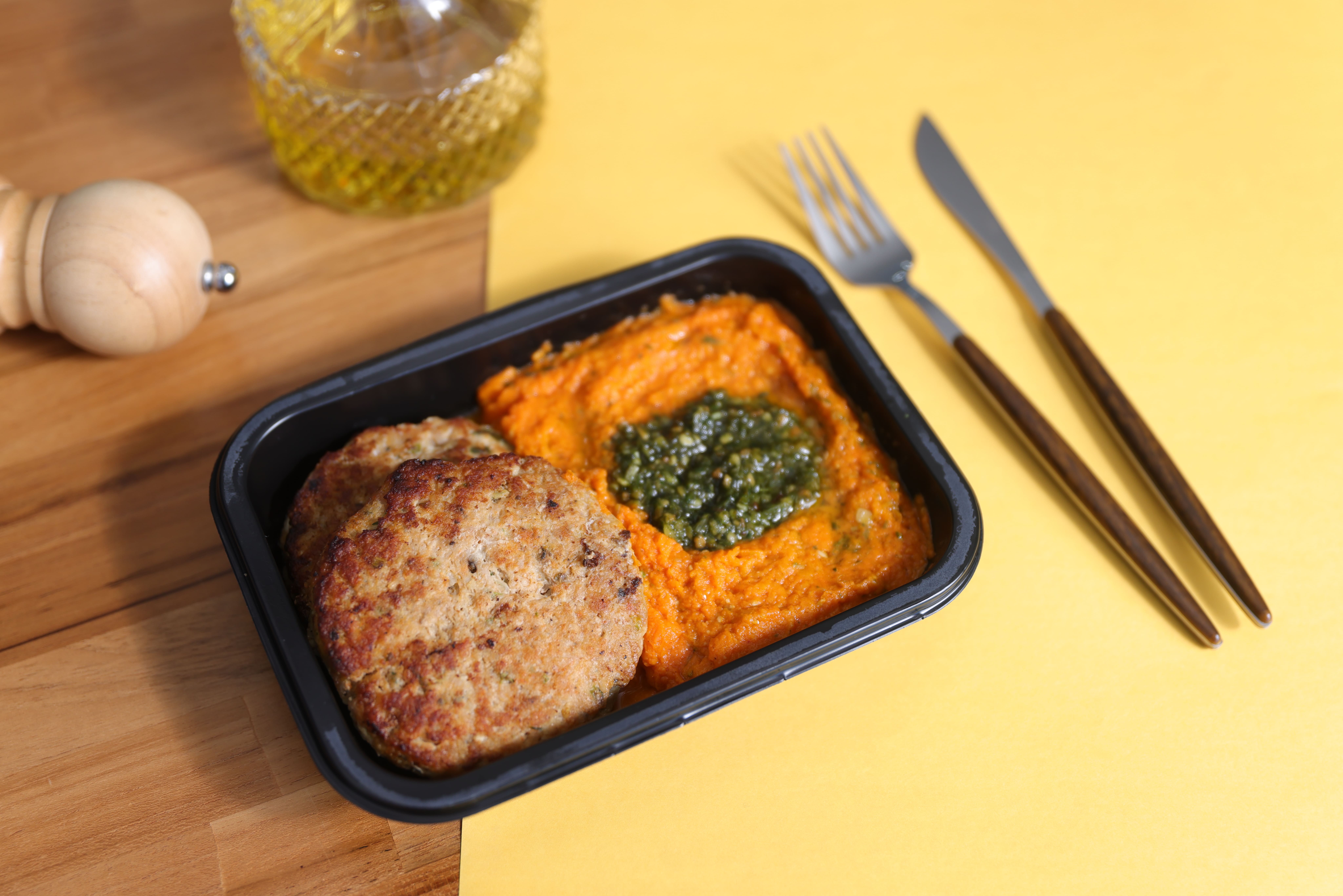 Burger de frango ao chimichurri